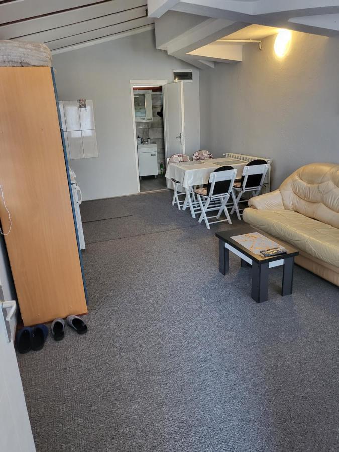 Dorsi Appartement Belgrado Buitenkant foto
